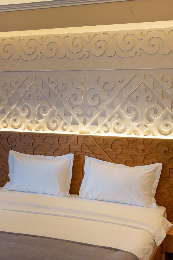 Dami Almaty Hotel Eksteriør bilde