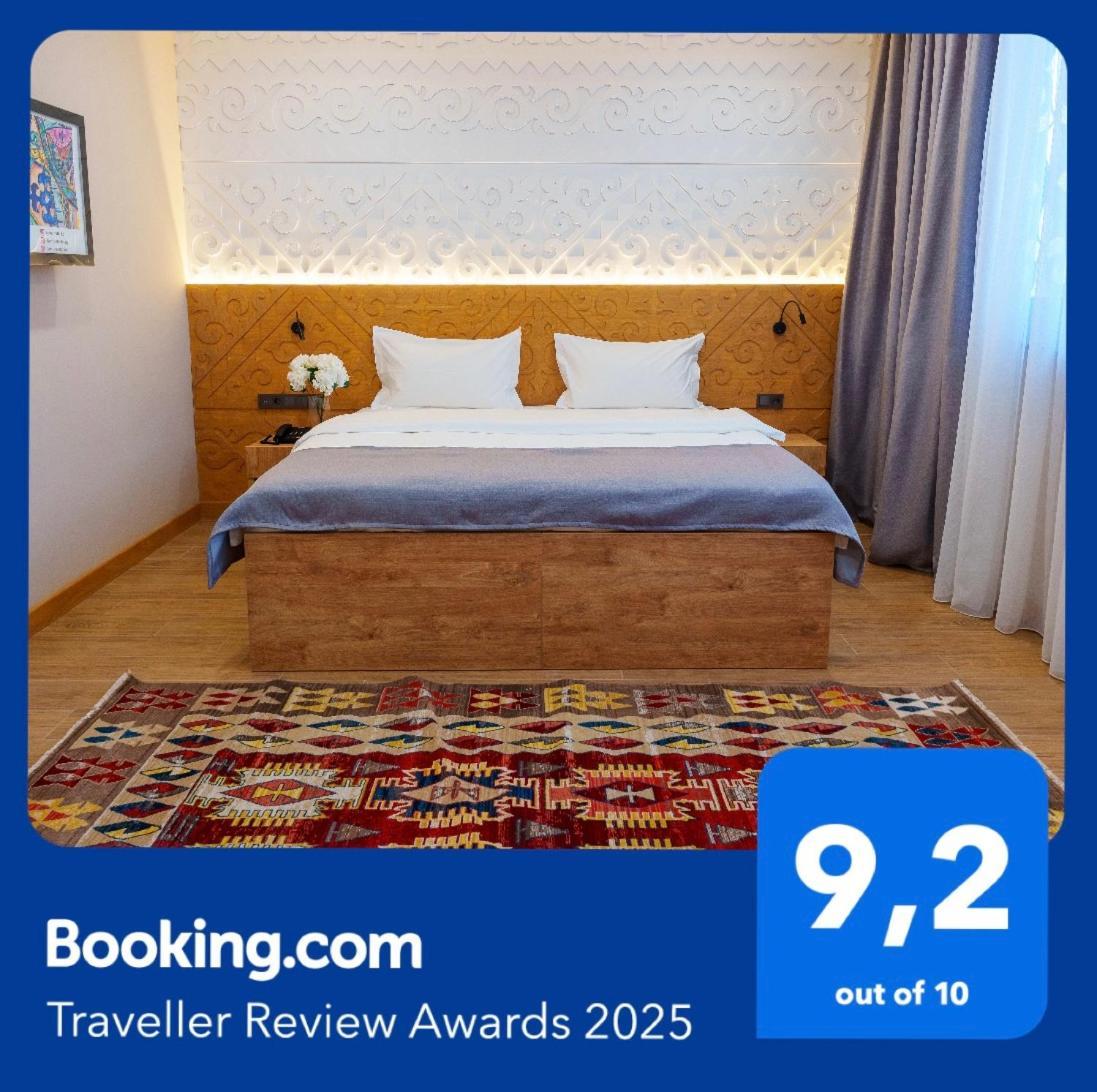 Dami Almaty Hotel Eksteriør bilde